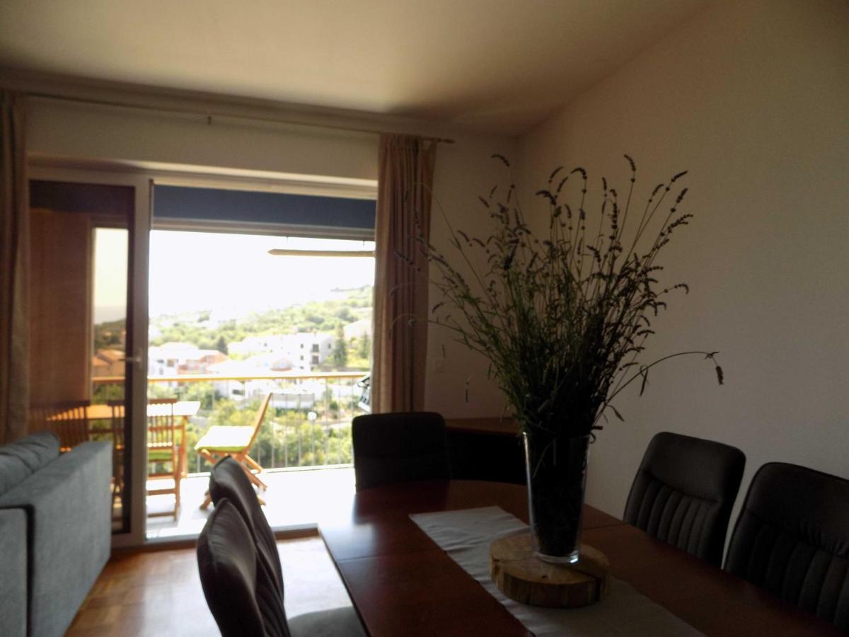 Apartman Borna Vrbnik  Exterior foto