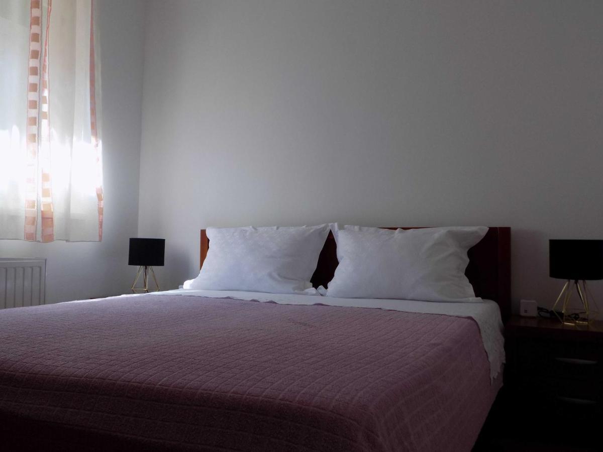 Apartman Borna Vrbnik  Exterior foto