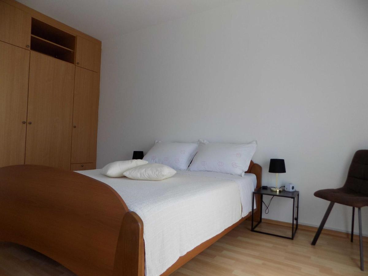 Apartman Borna Vrbnik  Exterior foto